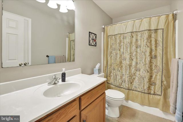 4910 DUNHAM DR, Reading, PA 19606