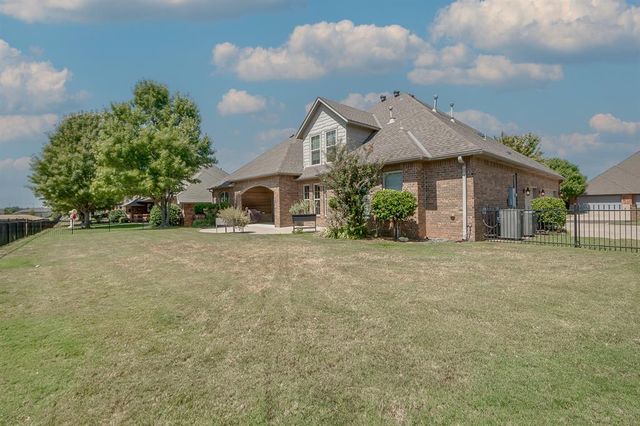 1400 Sawgrass Drive, Norman, OK 73072
