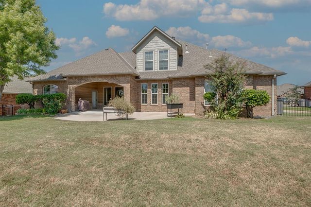 1400 Sawgrass Drive, Norman, OK 73072