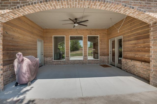 1400 Sawgrass Drive, Norman, OK 73072