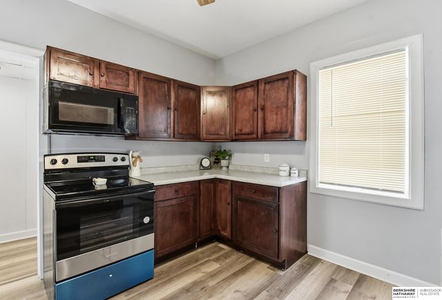 4516 N 31st Avenue, Omaha, NE 68111