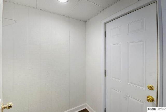 4516 N 31st Avenue, Omaha, NE 68111