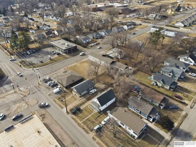 4516 N 31st Avenue, Omaha, NE 68111