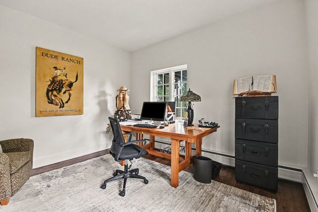 1 Kellogg Lane, Crystal Lake, IL 60014