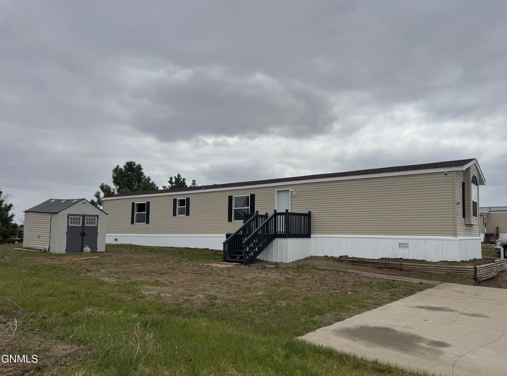 306 Hawk Street, Lincoln, ND 58504