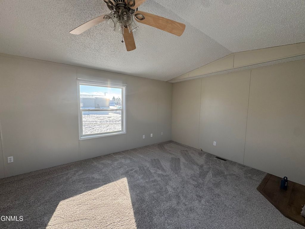 306 Hawk Street, Lincoln, ND 58504 photo 5