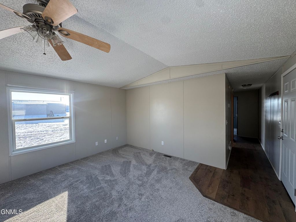306 Hawk Street, Lincoln, ND 58504 photo 6