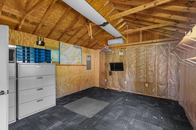 215 Lynn Drive, Lawrenceburg, KY 40342