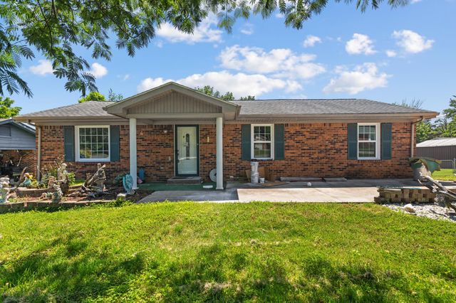 215 Lynn Drive, Lawrenceburg, KY 40342