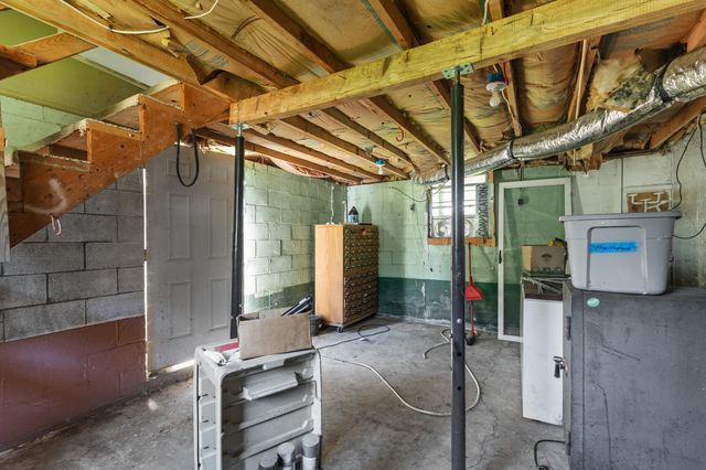 215 Lynn Drive, Lawrenceburg, KY 40342