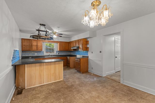 215 Lynn Drive, Lawrenceburg, KY 40342