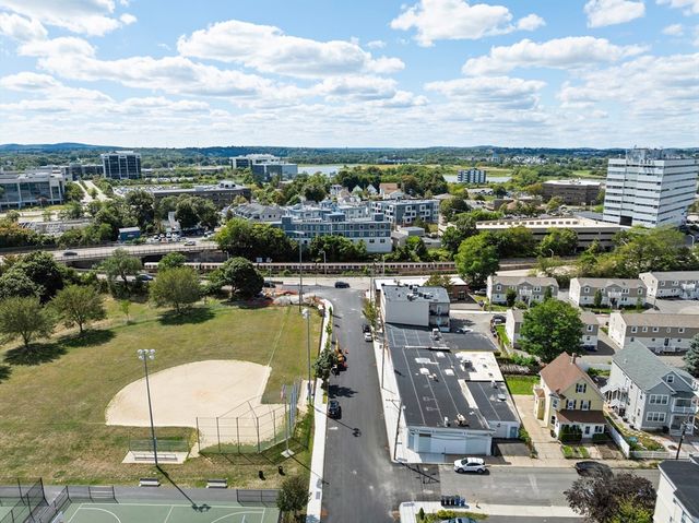80 Sagamore St, Quincy, MA 02171