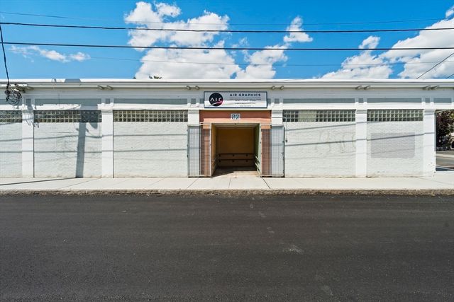 80 Sagamore St, Quincy, MA 02171