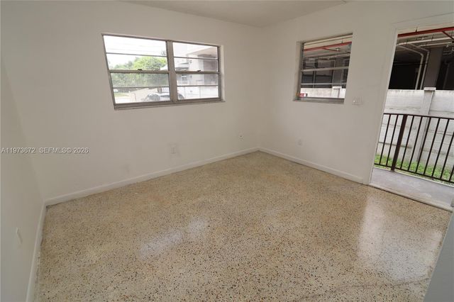 951 SW 7th St 1, Miami, FL 33130