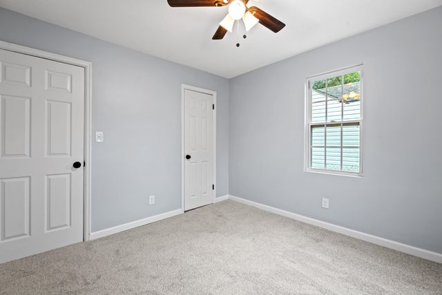 1542 N Volutsia Ave, Wichita, KS 67214