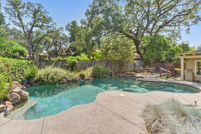 6837 Thunderhead Cir, Orangevale, CA 95662