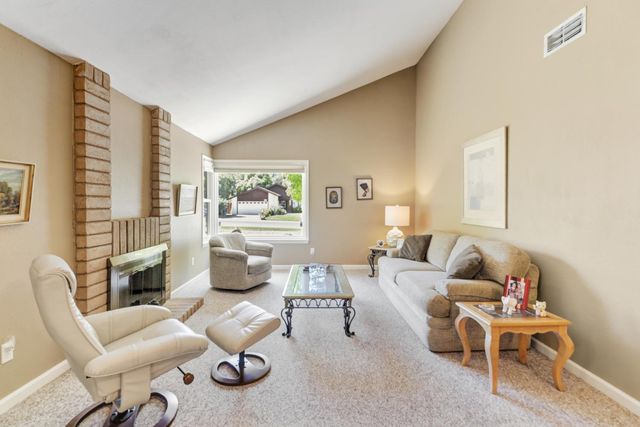 6837 Thunderhead Cir, Orangevale, CA 95662