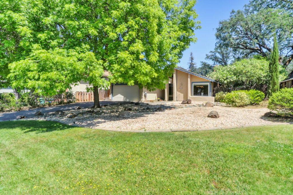 6837 Thunderhead Cir, Orangevale, CA 95662