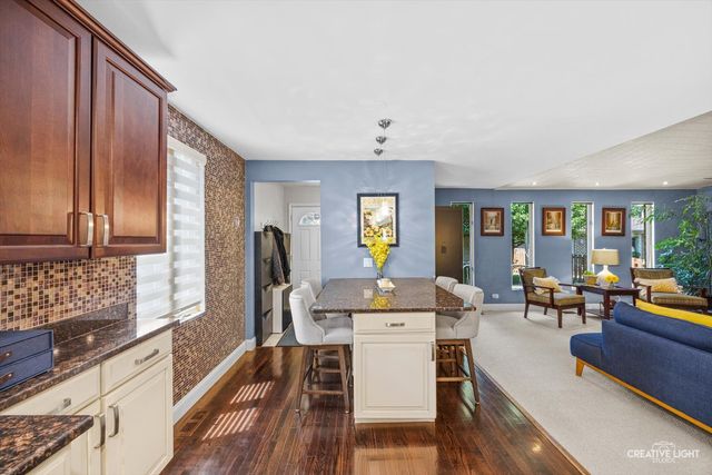 4438 N NAGLE Avenue, Harwood Heights, IL 60706