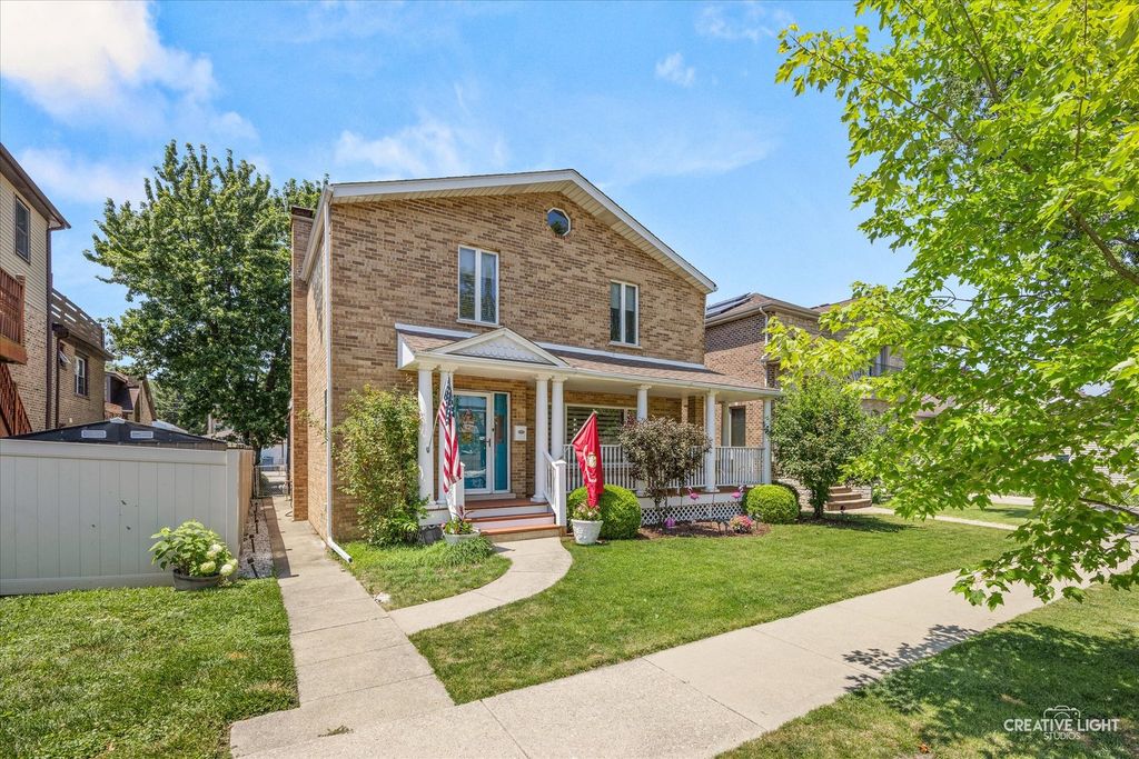 4438 N NAGLE Avenue, Harwood Heights, IL 60706