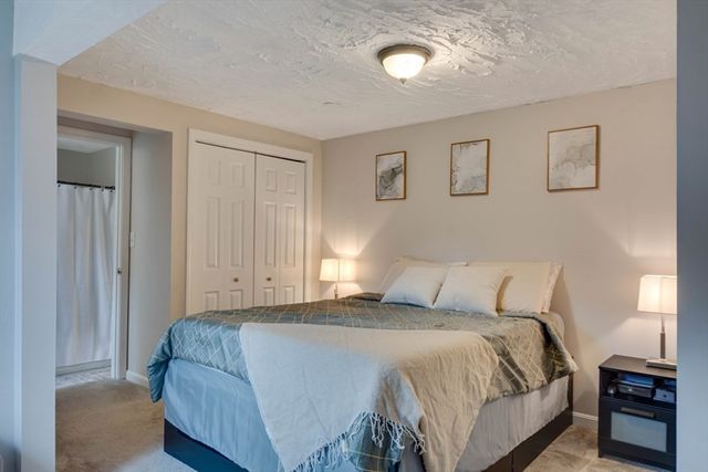 26 Fourth Ave, Billerica, MA 01821