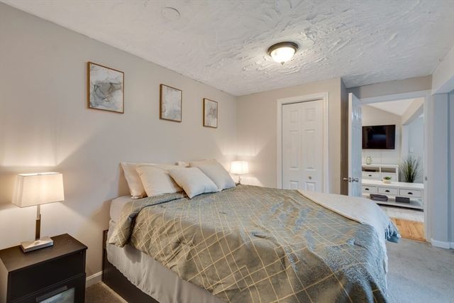 26 Fourth Ave, Billerica, MA 01821