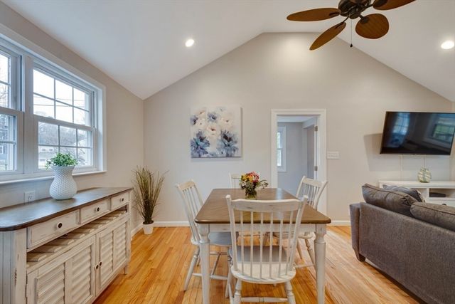 26 Fourth Ave, Billerica, MA 01821