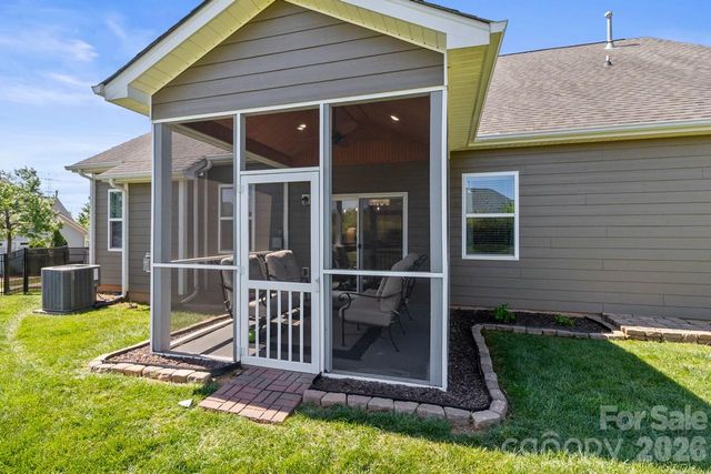 3270 Kelsey Plaza, Kannapolis, NC 28081