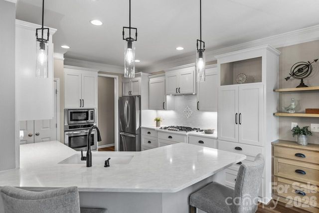 3270 Kelsey Plaza, Kannapolis, NC 28081