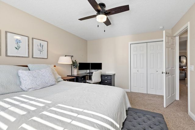 4107 Creek Hill Drive 07, Bettendorf, IA 52722