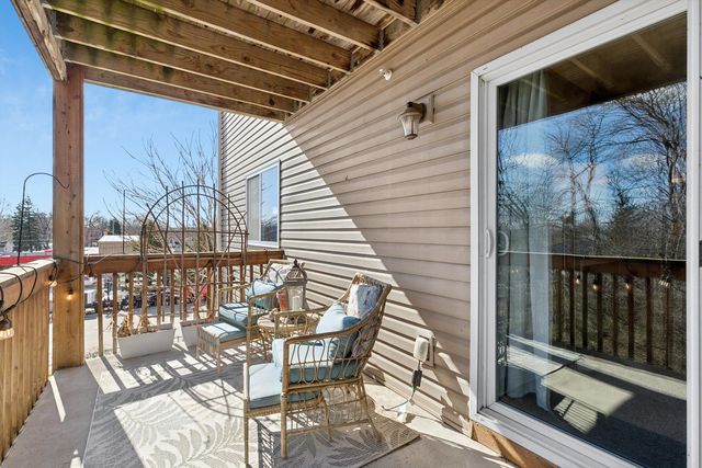 4107 Creek Hill Drive 07, Bettendorf, IA 52722