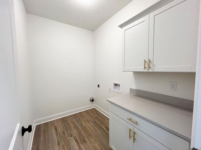 1217 Lakehaven Dr, Gonzales, LA 70737