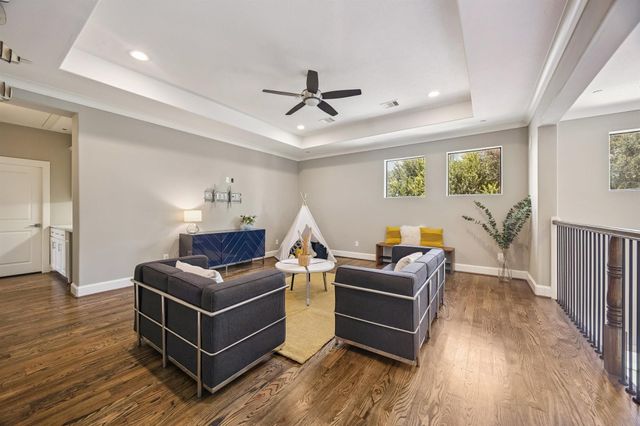 4618 Oakdale Street, Bellaire, TX 77401
