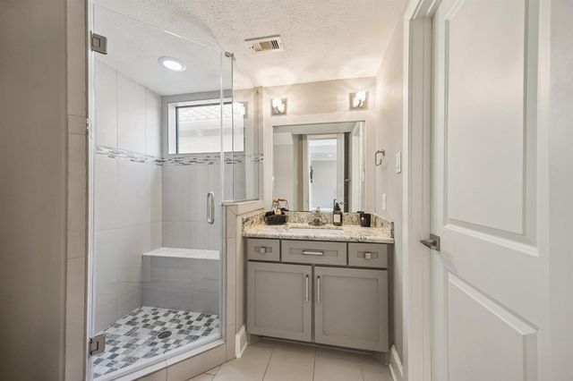 4618 Oakdale Street, Bellaire, TX 77401