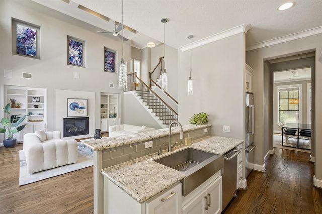 4618 Oakdale Street, Bellaire, TX 77401