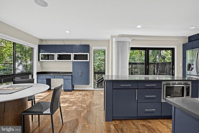 11322 DOCKSIDE CIR, Reston, VA 20191