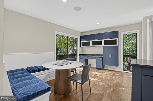 11322 DOCKSIDE CIR, Reston, VA 20191