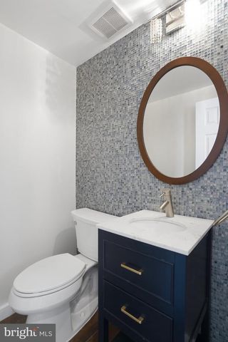 11322 DOCKSIDE CIR, Reston, VA 20191