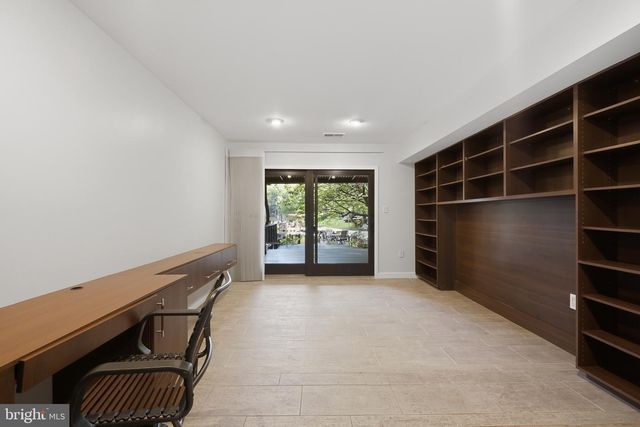 11322 DOCKSIDE CIR, Reston, VA 20191