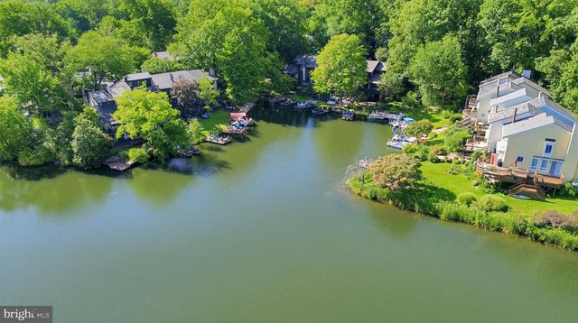 11322 DOCKSIDE CIR, Reston, VA 20191