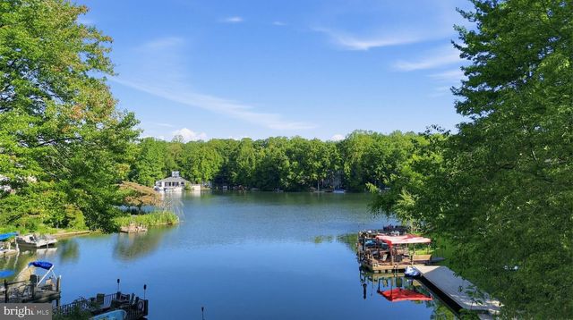 11322 DOCKSIDE CIR, Reston, VA 20191