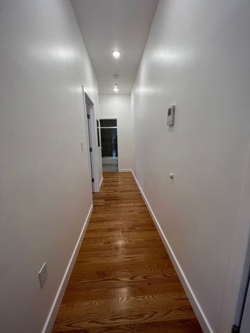 64 Market 301, Lynn, MA 01901