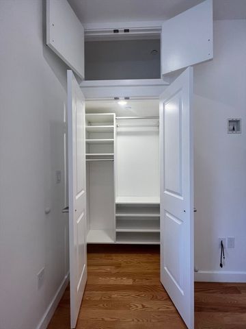 64 Market 301, Lynn, MA 01901