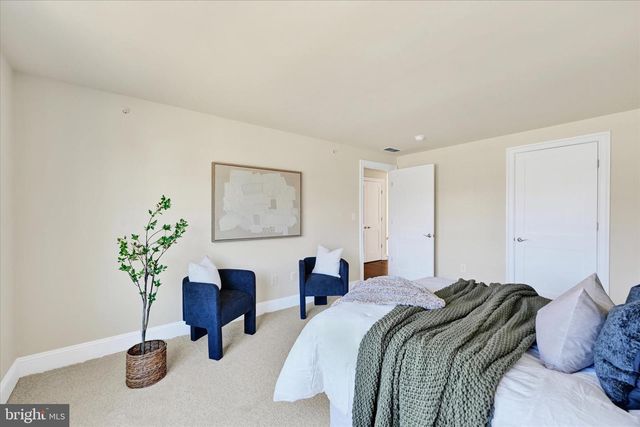 118 VILLABROOK WAY, Baltimore, MD 21212