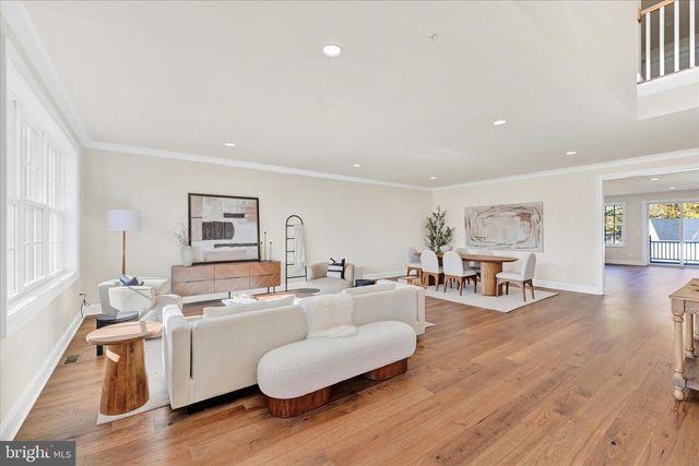 118 VILLABROOK WAY, Baltimore, MD 21212