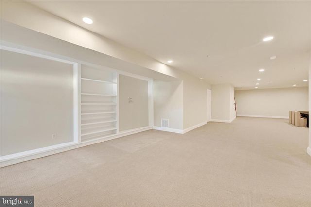 118 VILLABROOK WAY, Baltimore, MD 21212
