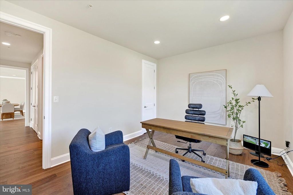Image 13 of property listing at 118 VILLABROOK WAY, Baltimore, MD 21212