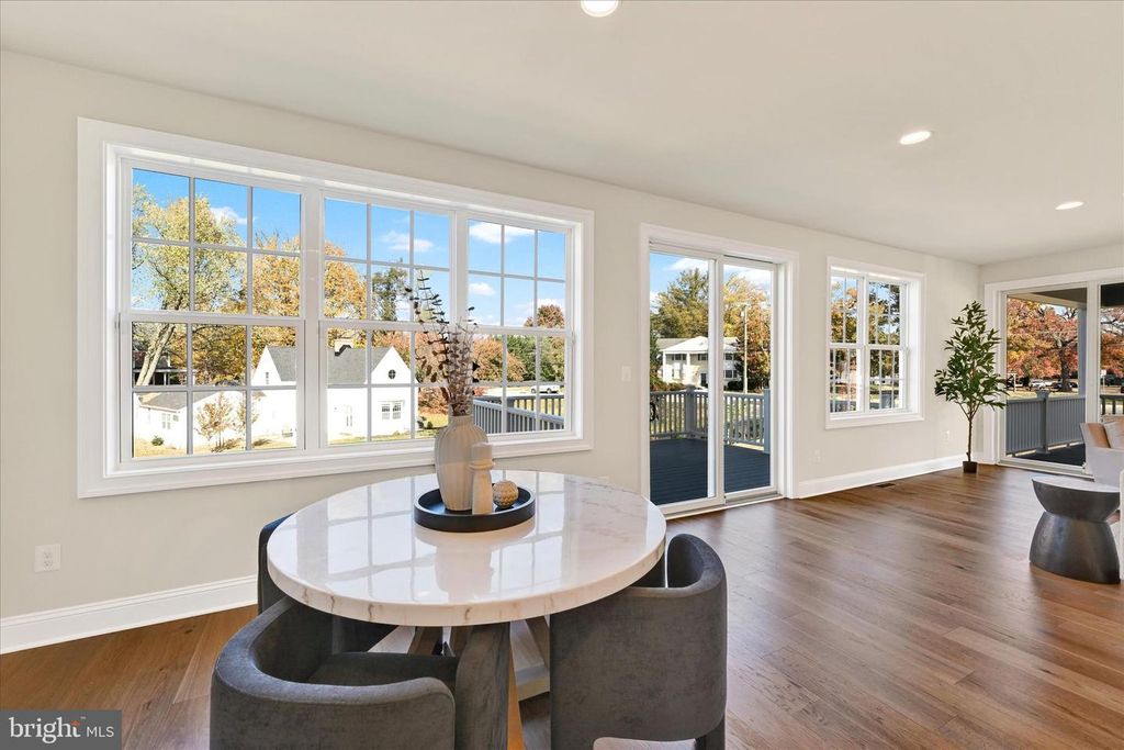 Image 20 of property listing at 118 VILLABROOK WAY, Baltimore, MD 21212