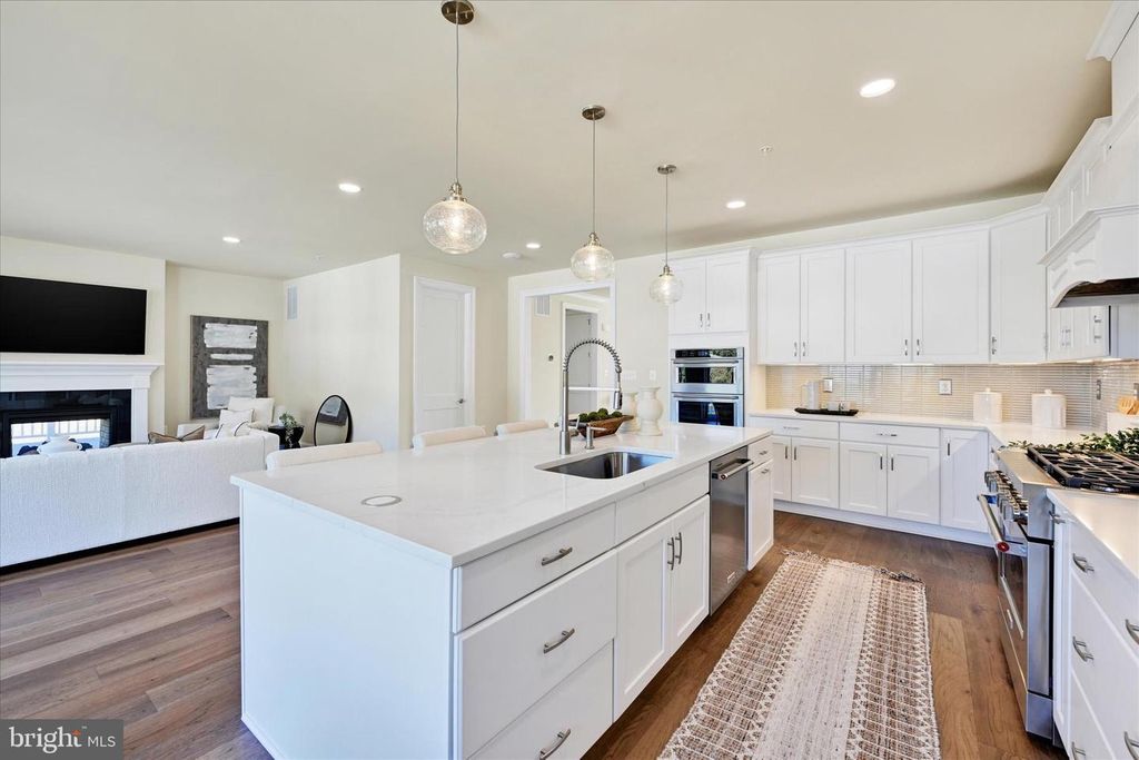 Image 26 of property listing at 118 VILLABROOK WAY, Baltimore, MD 21212