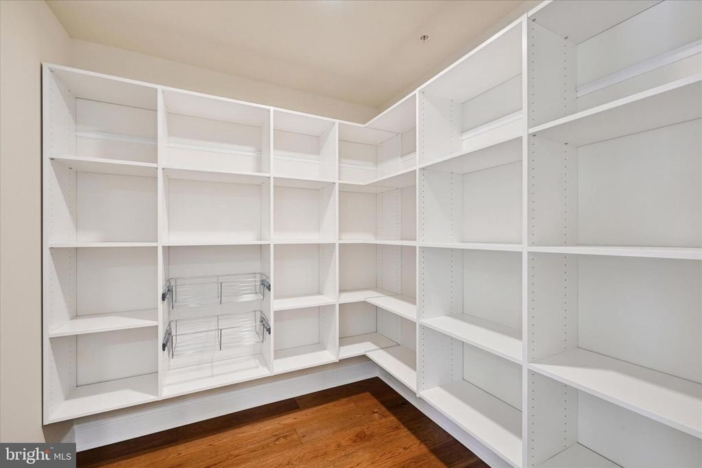 Image 27 of property listing at 118 VILLABROOK WAY, Baltimore, MD 21212